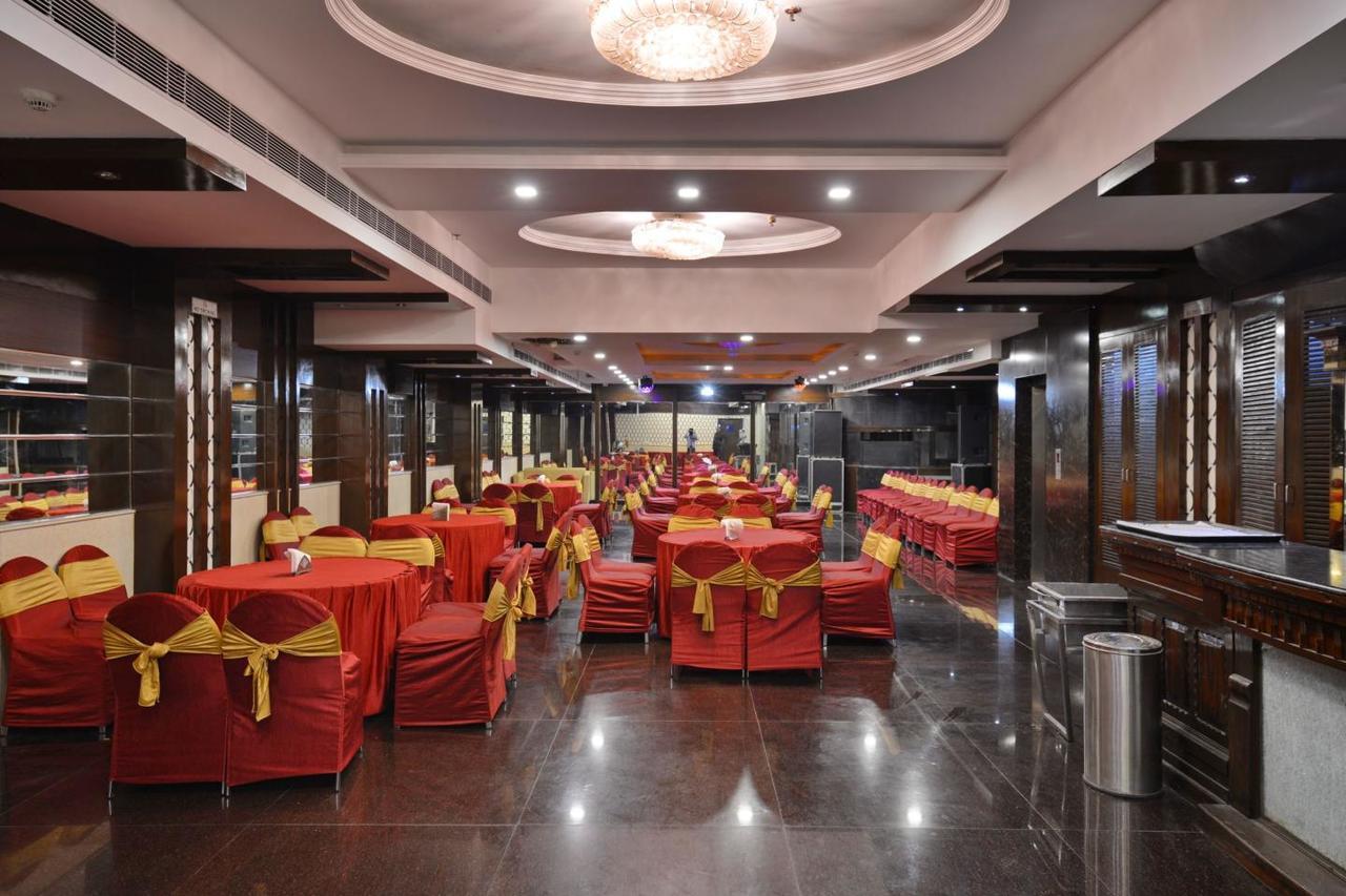 Hotel Palmdale Zirakpur Exterior foto